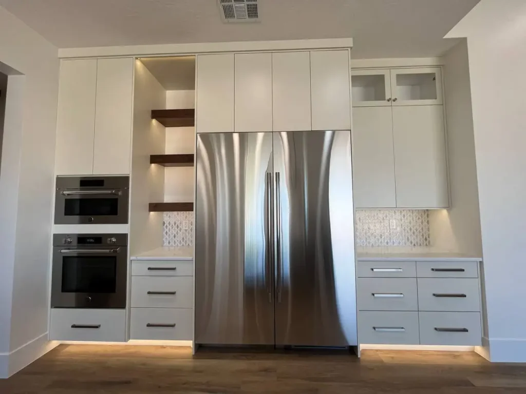 Flushed White Drawers and Dark Brown Shelves